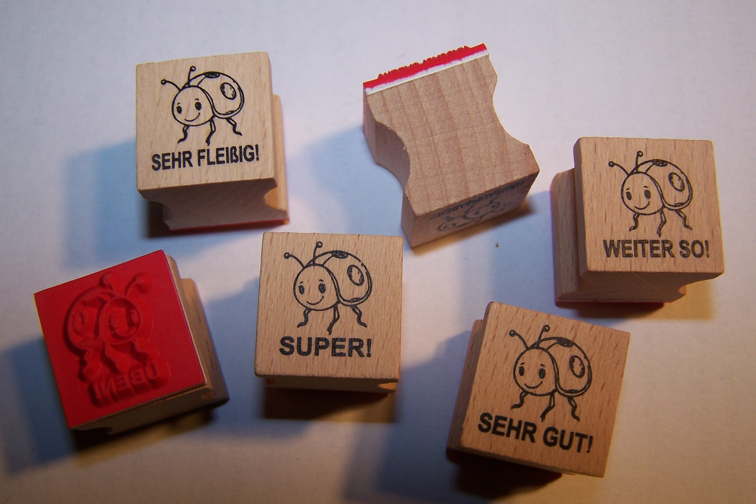 Marienkäfer Stempel zur Belobigung und Motivation für Lehrer in Schule in Marienkäferklasse als Lehrerstempel und Schulstempel für Schüler